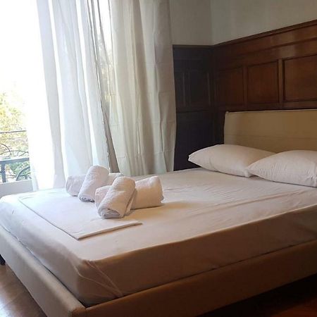 Violet Errathens Apartment - Athens Center, 7 Bd, 3 Bath Exterior photo