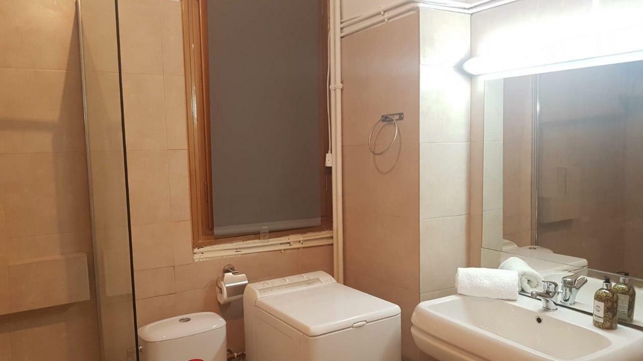 Violet Errathens Apartment - Athens Center, 7 Bd, 3 Bath Exterior photo