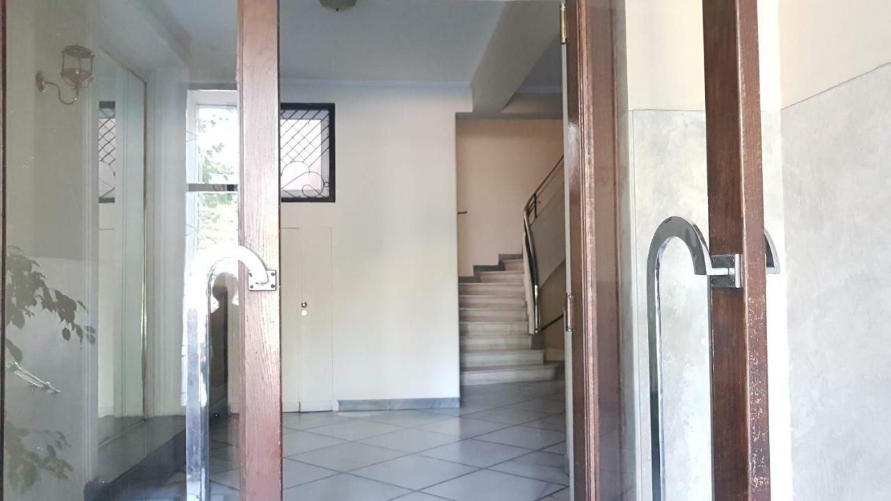 Violet Errathens Apartment - Athens Center, 7 Bd, 3 Bath Exterior photo