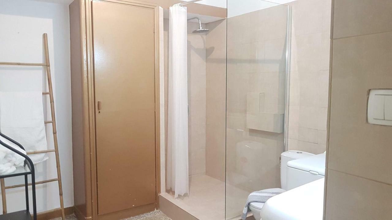 Violet Errathens Apartment - Athens Center, 7 Bd, 3 Bath Exterior photo