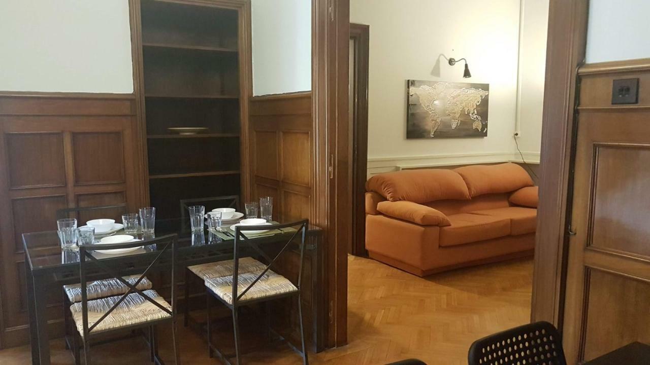 Violet Errathens Apartment - Athens Center, 7 Bd, 3 Bath Exterior photo