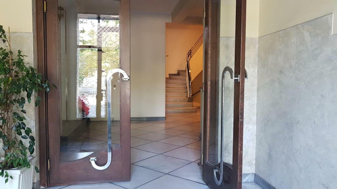 Violet Errathens Apartment - Athens Center, 7 Bd, 3 Bath Exterior photo