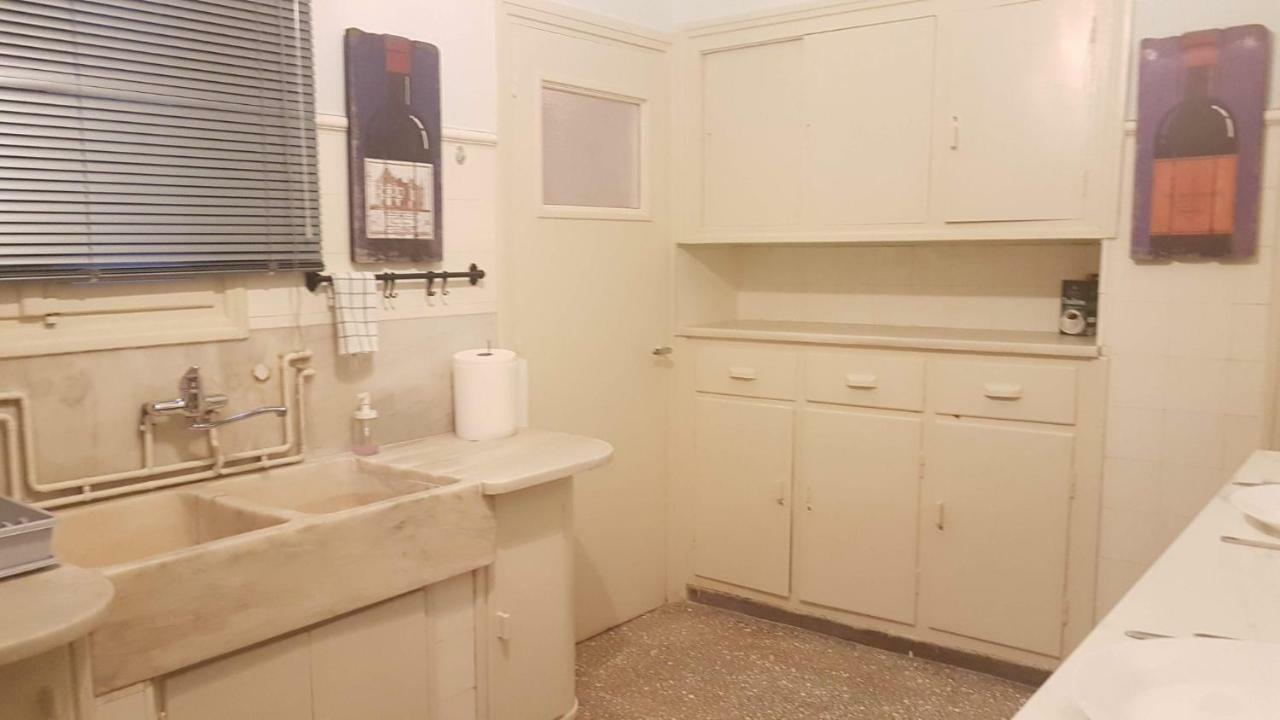 Violet Errathens Apartment - Athens Center, 7 Bd, 3 Bath Exterior photo